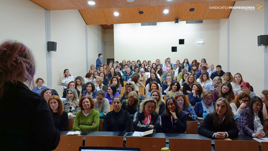 Sessão de esclarecimento em Viana com mais de 150 participantes